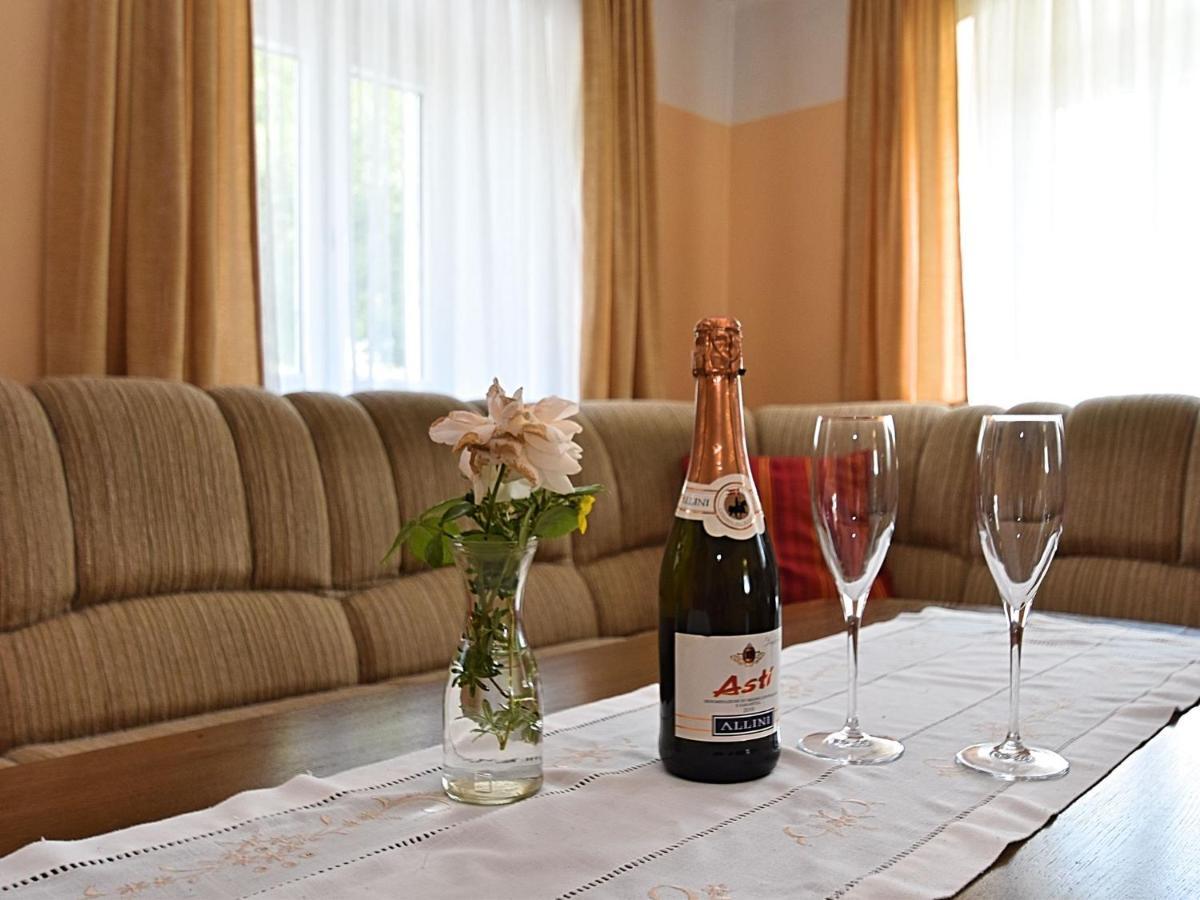 Holiday Home With Garden Near The Forest Arnschwang Екстер'єр фото