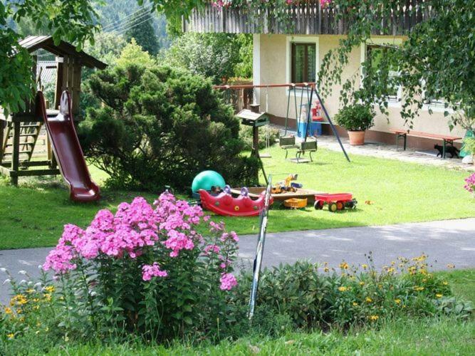Holiday Home With Garden Near The Forest Arnschwang Екстер'єр фото